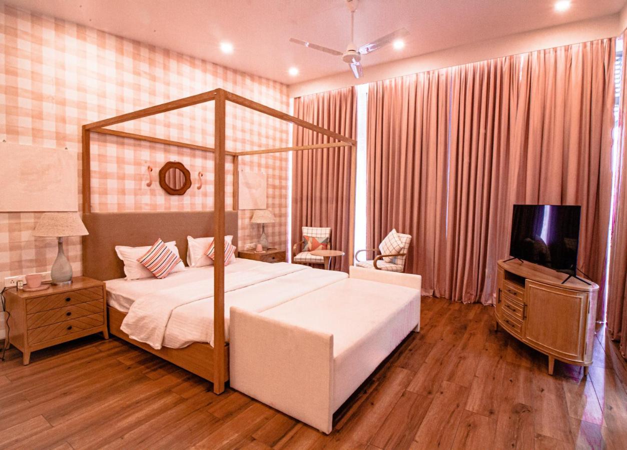 The Cloverleaf Super Luxury Villa Goa With Private Pool, North Goa 칸돌림 외부 사진